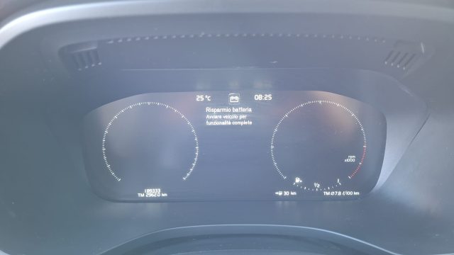 VOLVO XC60 usata, con Specchietti laterali elettrici