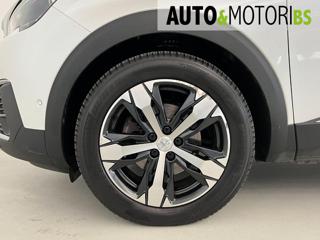 PEUGEOT 5008 usata, con Cerchi in lega