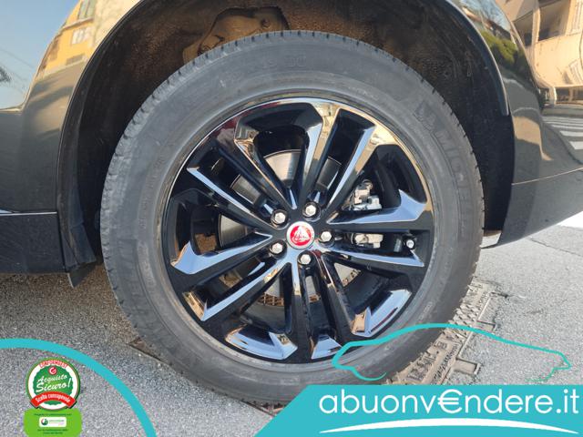 JAGUAR F-Pace usata, con Lettore CD