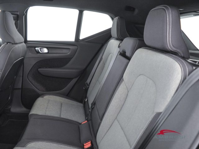 VOLVO XC40 usata 9