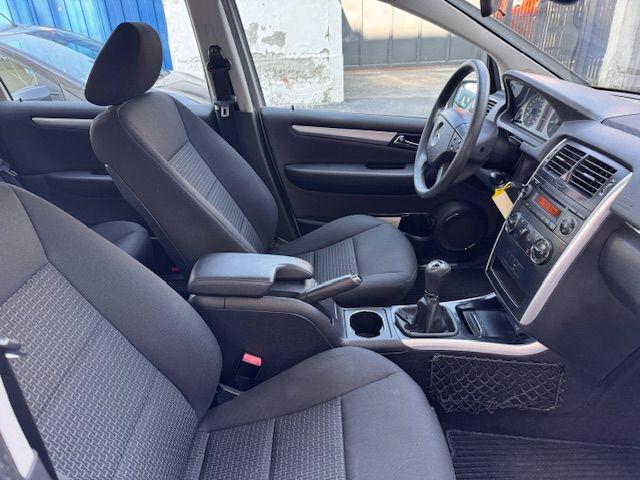 MERCEDES-BENZ B 180 usata, con Fendinebbia
