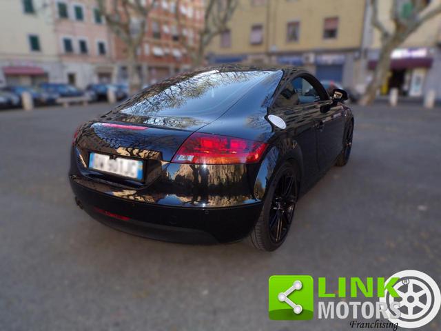 AUDI TT usata, con Autoradio