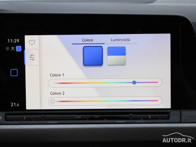 VOLKSWAGEN Golf usata, con Luci diurne