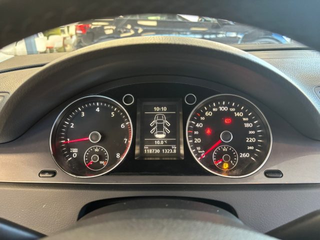 VOLKSWAGEN Passat usata, con ESP