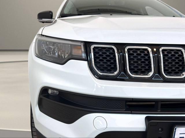 JEEP Compass usata, con Autoradio digitale