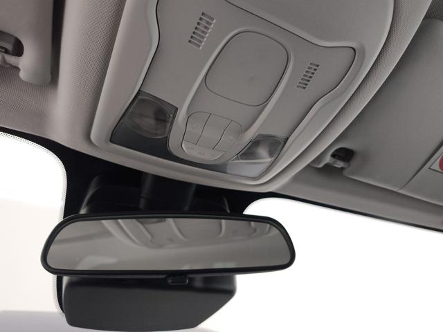 JEEP Renegade usata, con USB