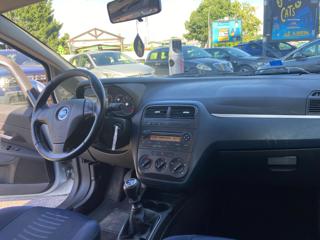 FIAT Grande Punto usata, con Sedile posteriore sdoppiato