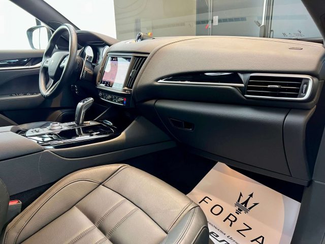 MASERATI Levante usata, con Sedili riscaldati