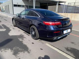 MERCEDES-BENZ E 220 usata, con Autoradio