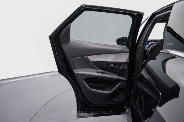 PEUGEOT 3008 usata, con Volante multifunzione