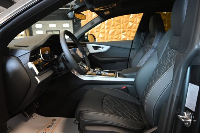 AUDI Q8 usata 21