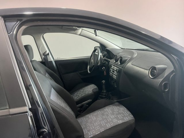 FORD Fiesta usata, con Chiusura centralizzata