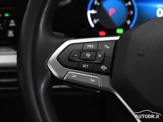 VOLKSWAGEN Golf Variant usata, con Fari LED