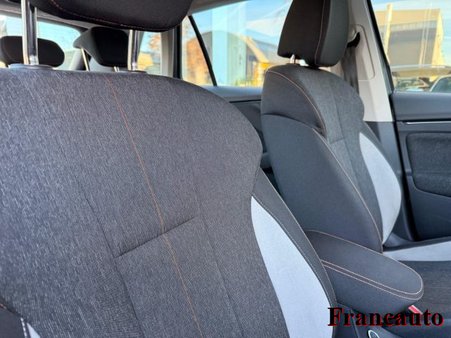 SKODA Kamiq usata, con Controllo automatico clima