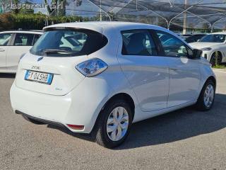 RENAULT ZOE usata, con Autoradio