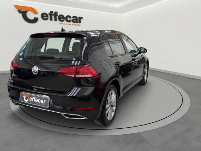 VOLKSWAGEN Golf usata, con Autoradio