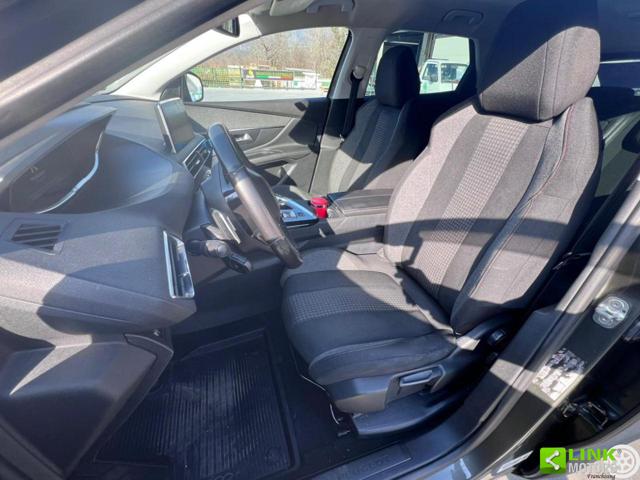 PEUGEOT 3008 usata, con Luci diurne LED