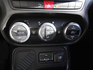 JEEP Renegade usata, con MP3