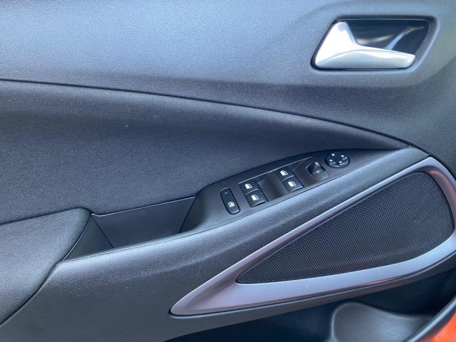 OPEL Crossland X usata, con Controllo trazione