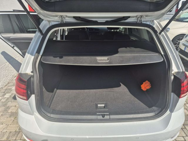 VOLKSWAGEN Golf Variant usata, con Sedile posteriore sdoppiato