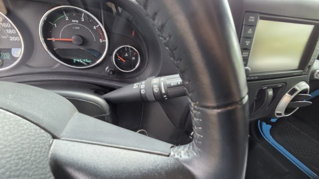 JEEP Wrangler usata, con Bluetooth