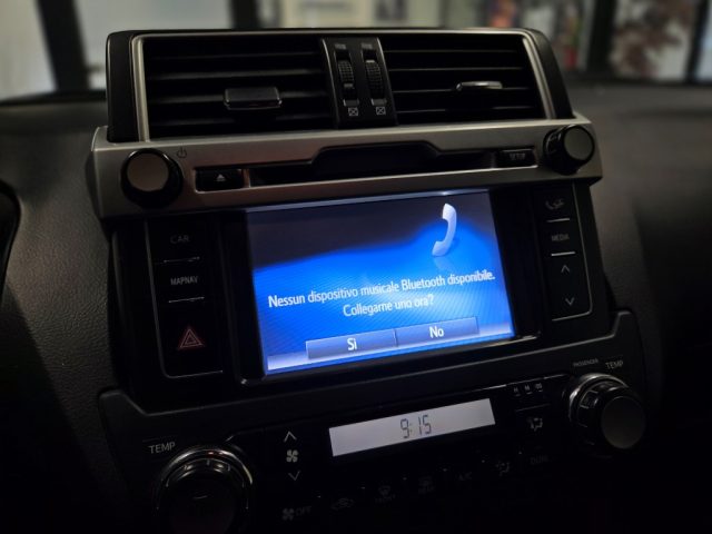 TOYOTA Land Cruiser usata, con MP3