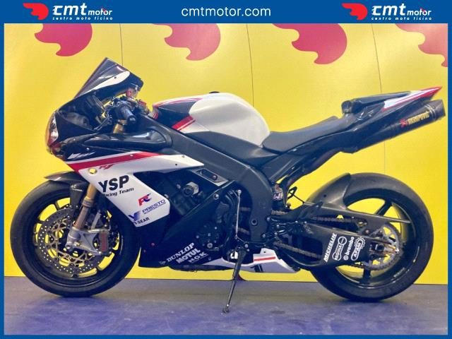 YAMAHA YZF R1 usata 2
