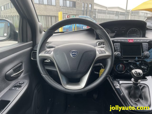 LANCIA Ypsilon usata, con Servosterzo