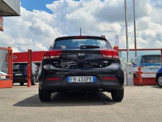 KIA Rio usata, con Alzacristalli elettrici