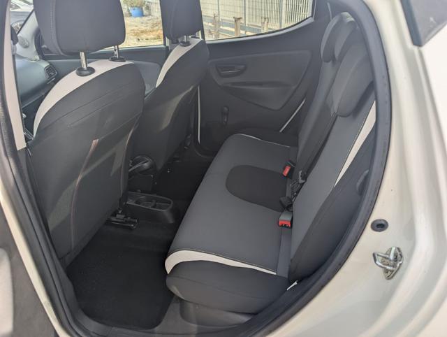 LANCIA Ypsilon usata, con ESP