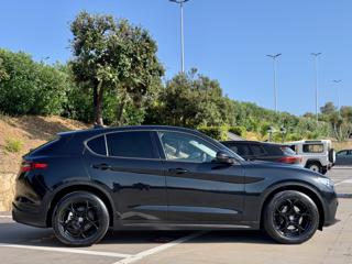 ALFA ROMEO Stelvio usata, con Alzacristalli elettrici