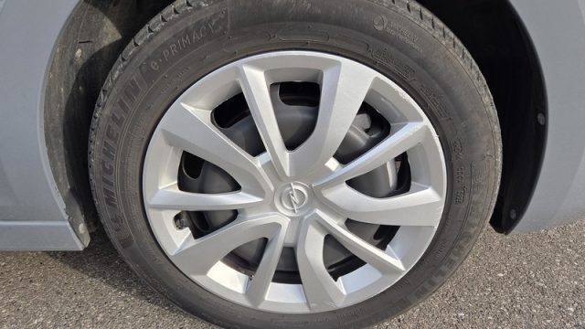 OPEL Corsa usata, con Autoradio