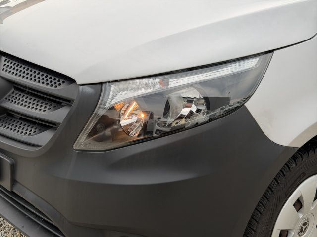 MERCEDES-BENZ Vito usata 17