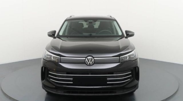 VOLKSWAGEN Tiguan usata, con Airbag