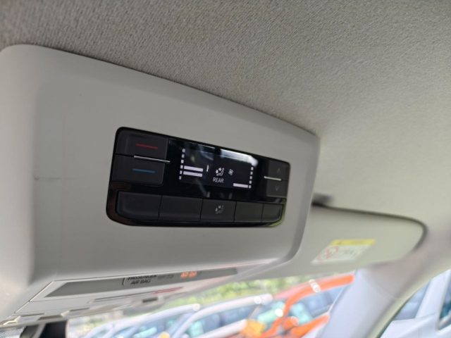 VOLKSWAGEN Transporter usata 25