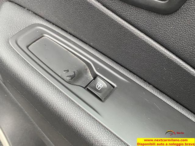 RENAULT Captur usata 61