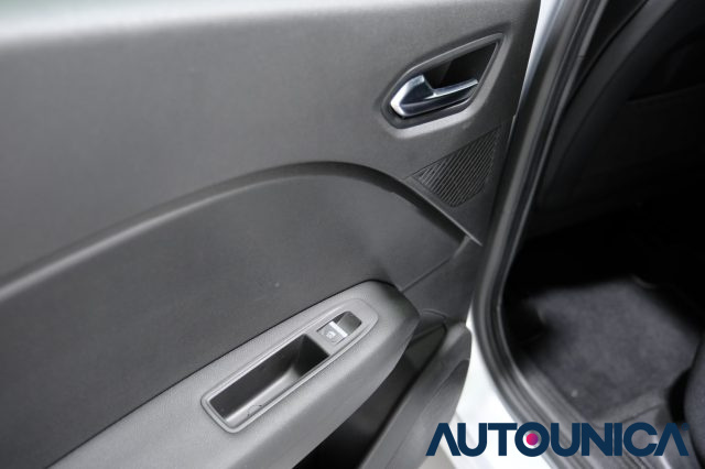 RENAULT Captur usata, con Riconoscimento dei segnali stradali