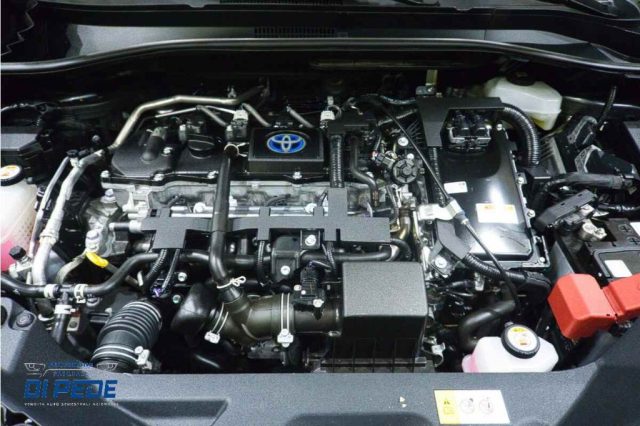 TOYOTA C-HR usata, con ESP