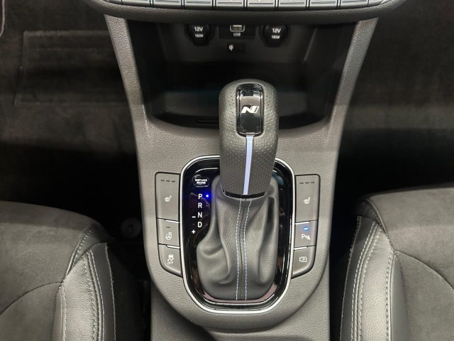 HYUNDAI i30 usata, con Sistema di navigazione