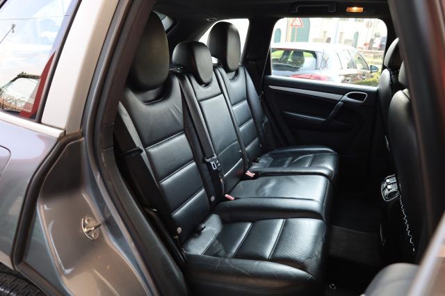 PORSCHE Cayenne usata 75