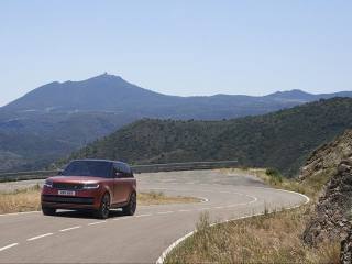 LAND ROVER Range Rover 5 dr SUV SWBD250 AWD Auto HSE *IVA ESPSOTA