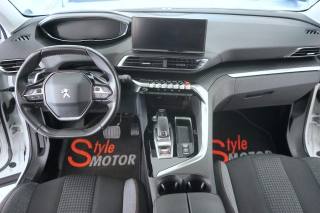 PEUGEOT 3008 usata, con Autoradio