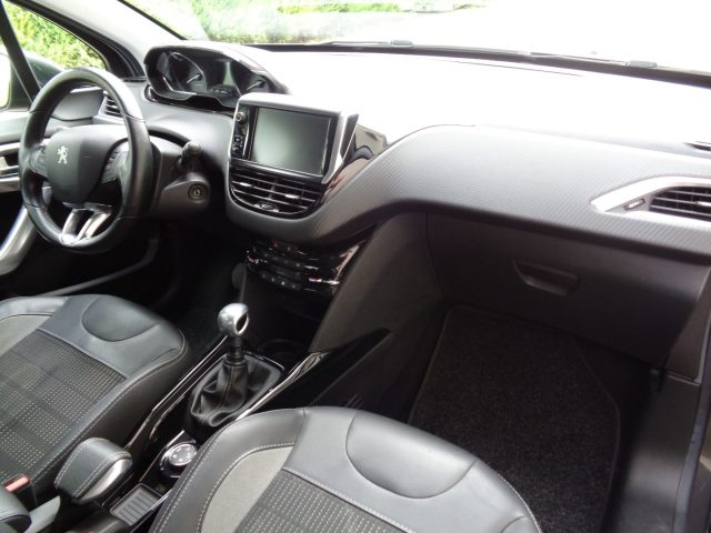 PEUGEOT 2008 usata, con Cerchi in lega