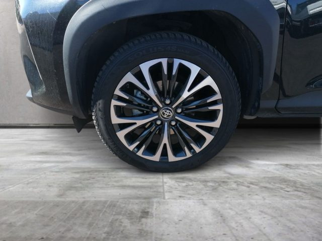 TOYOTA Yaris Cross usata, con Fari LED