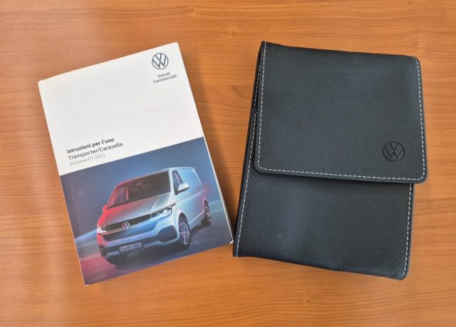 VOLKSWAGEN Transporter usata 24