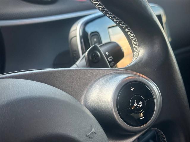 SMART ForFour usata, con USB