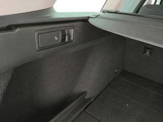 VOLKSWAGEN Passat Variant usata, con Touch screen