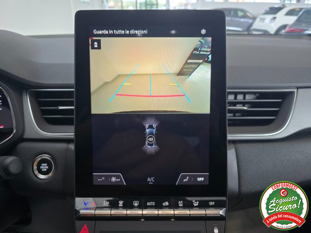 RENAULT Captur usata, con Sistema di navigazione