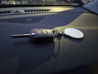 OPEL Crossland usata, con Autoradio digitale