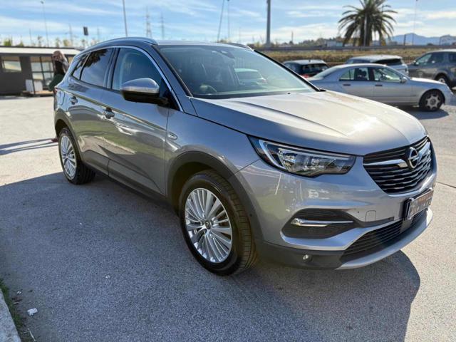 OPEL Grandland X usata, con Airbag